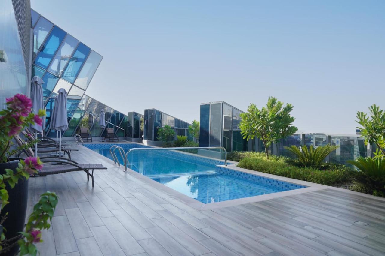 Lusso Hometels J One Business Bay Дубай Екстериор снимка